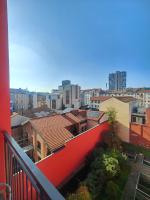 Porta Romana - Lattuada 2 BRoom next to Metro - B&B Milano