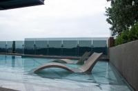 2 Mossaz skypool 5mins to 1U&Ikea at Empire City by Light House - B&B Petaling Jaya