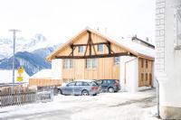 Chasa Muntanella - Bed and Breakfast