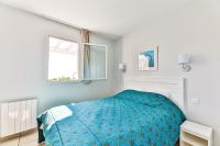 One-Bedroom Apartment with Balcony and Sea View