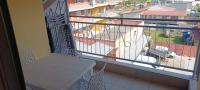 NANA -Grand Appartement Cosy- C 43- Cuisine équipée-CLIM-WIFI-Terrasse - B&B