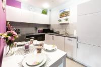 Apartament lawendowy z garażem, tarasem i widokiem na Śnieżkę Triventi - Chambres d'hôtes Karpacz