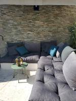 Annecy poisy Studio a 9 minutes du lac Annecy avec piscine privée - B&B Poisy