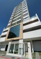 Apto novo, moderno e arejado com varanda e vista livre - Ferienwohnung Guarapari