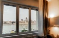 Parliament Panorama - B&B Budapest