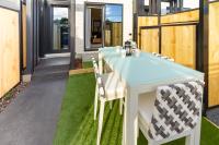 CBD Luxury Homes Near Cafes Hagley Park River - B&B