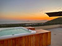 Exclusive Solaria Arch View Penthouse with Jacuzzi - B&B El Pueblito