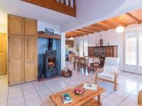 Gîte calme avec sauna, bain balnéo et terrain de pétanque - FR-1-583-22 - Bed and Breakfast