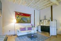Studio mit Balkon