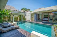 1-BR Honeymoon Private Pool Saraswati Villa Seminyak Bali - B&B