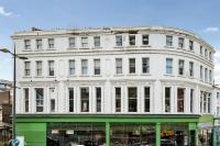 City Centre 2 bedroom apartment, sleeps 6 guests - close by to all main shops, attractions, bars & more! - B&B