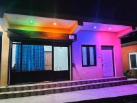 Deluxe Double Room (2 Adults + 1 Child)