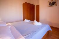 Apartamento de 1 dormitorio con terraza