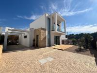 Villa Andorinha - BY SCH - B&B