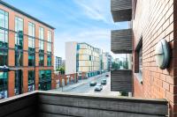 Stylish Apartment - Birmingham City Centre - Balcony - Fast WiFi - Netflix - Top Rated - 83S - B&B