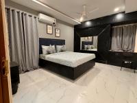 PRIVATE Luxury Homestay in Khammam - B&B