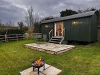 The Huddle at Big Sky Brisley - B&B