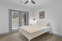 Overlook 4001 I Stunning 2Bd Apartment - B&B Knoxville