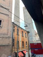 Maison under the towers - B&B