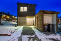 Arctic Luxury Villa Tromsø I FREE Parking - B&B Tromsø