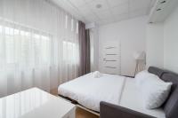 Varsovia Jerozolimskie Studio 223 by BookingHost - B&B Warsaw