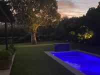 Mountain view home in exclusive security estate, Hout Bay, Cape Town - B&B Città del Capo