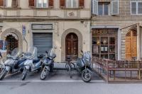 Guelfo Apartment by Mamo Florence - B&B Firenze