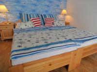 B&B Balatonlelle - Boathouse Balatonlelle with Sauna & Salty Bath Tub - Bed and Breakfast Balatonlelle