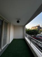 Modern 2BR Apartment Masr El Gedida Prime Spot - B&B Il Cairo