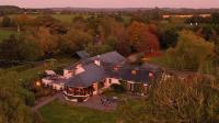 Luxurious tranquil private sleeps 8 free parking - B&B Navan