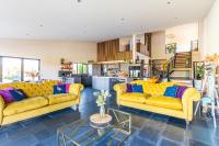 Large Barn with hot-tub in the English countryside - Chambres d’hôtes Clipsham