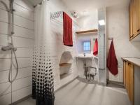 Historic Apartment with Private Garden in Old Town - Chambres d’hôtes Tallinn