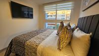 One-Bedroom Apartment with Balcony