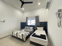 Triple Room with Bathroom