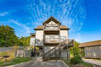 Near Dollywood With Hot Tub, Game Room Home Theater - Chambres d'hôtes Sevierville