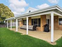 Pelicans View a Riverside Retreat - B&B Augusta