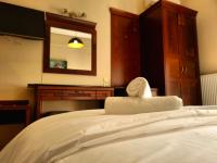 King Room with Mountain View