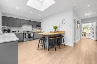 Relax at Little Hawkcliffe - B&B Steeton