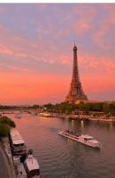 Place à quelques pas du Musée du Louvre au Centre de Paris - B&B Parigi