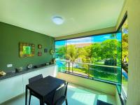 Appartamento con 2 Camere da Letto e Vista Piscina