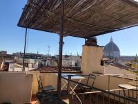 A refuge with a terrace overlooking the Duomo - B&B Firenze