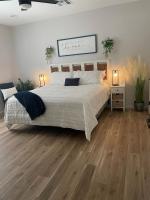 TAYLOR PLACE-5 Minutes to Silos & Baylor - B&B
