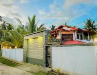 Solace Inn RESIDENCE - 5 Min Walk to Beach - B&B