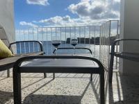 SEA FRONT RETRO STYLE APPARTMENT - Ferienwohnung Marsaskala