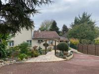T2 cosy à 15 min de Disney et proche de Paris - B&B
