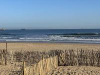 Large ground floor apartment - South Shields - 3 Minutes from South Tyneside Hospital, 8 Minutes from Beach - B&B South Shields