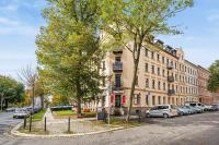 EDLER WOHNRAUM Schloßteich-Suite 3 Schlafzimmer für 8 Gäste mit 2 Balkonen, Kamin, Siemens-Kaffeevollautomat, Klima, Lift, 2 Parkplätze & WLAN 226 Mbps - Chambres d'hôtes Chemnitz