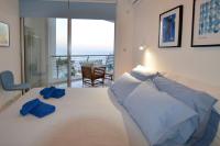 Awesome Sea & Marina View City Center 1 Bdr Flat - B&B Larnaka