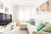 Serene 2-bedroom flat with garden view in Benfica - B&B Lisbon