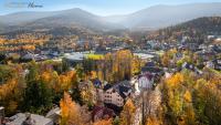 Wonder Home - Apartamenty z balkonami blisko centrum Karpacza - B&B Karpacz